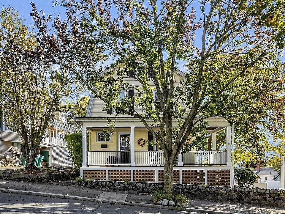1st image of 34 Woodlawn St