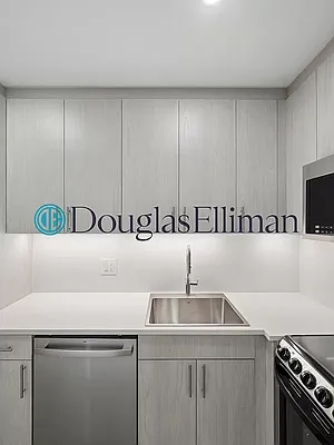 Rented by Douglas Elliman | media 21
