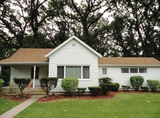 3437 Middle Rd, Davenport, IA 52803