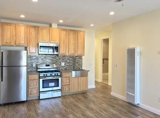125 E 104th St #127-1/2, Los Angeles, CA 90003