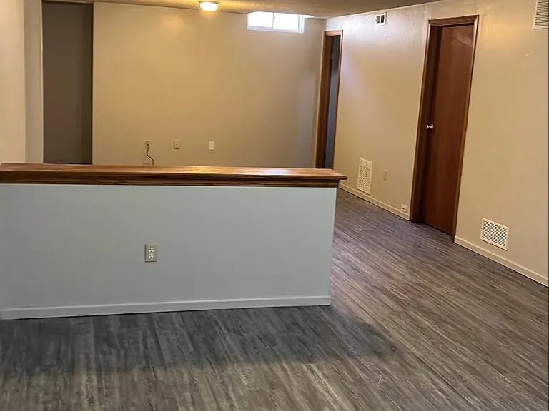 2114 N Sunridge St — Photo 6