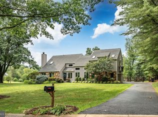 1001 Plumly Rd, West Chester, PA 19382