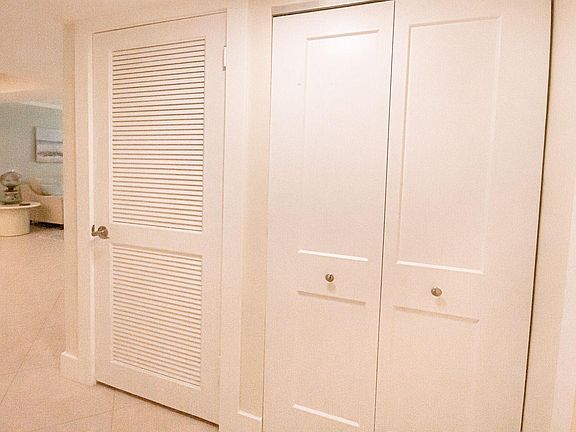 3rd image of 314 Oak Harbour Dr