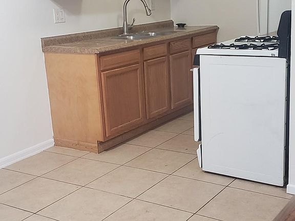 2nd image of 552 60th St