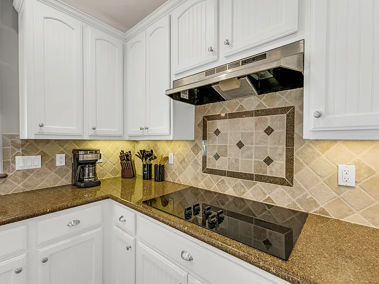25043 Sausalito Dr — Photo 12