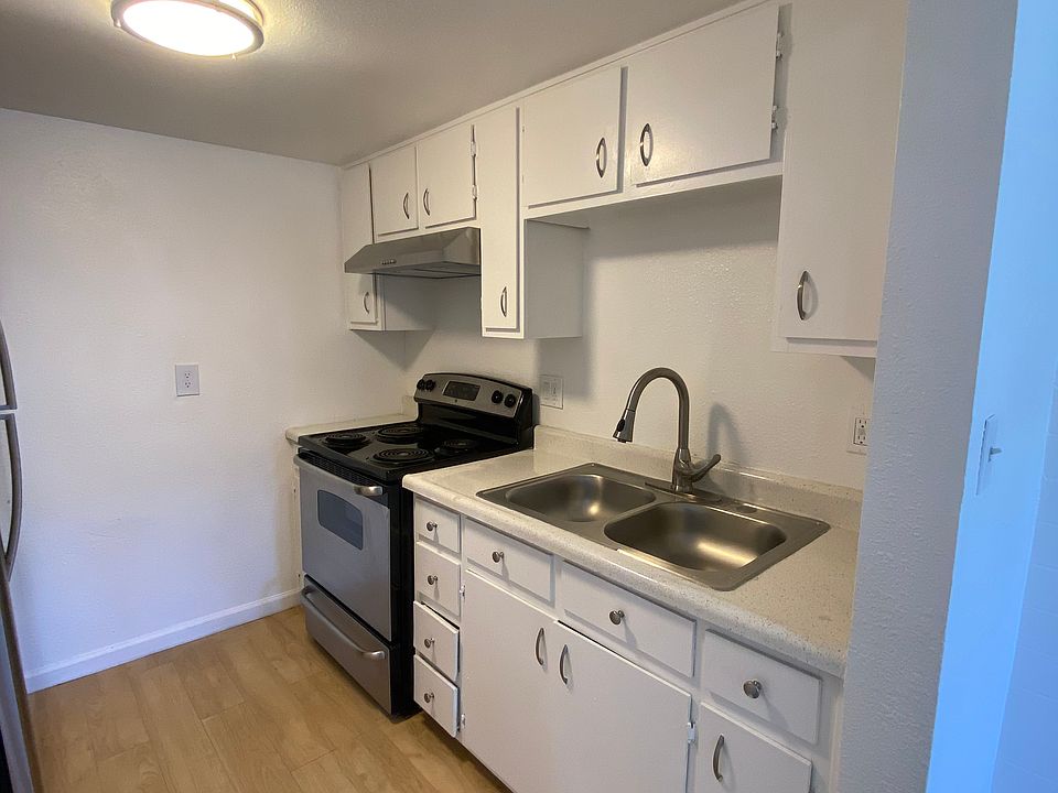 1st image of 6310 N Black Canyon Hwy #111