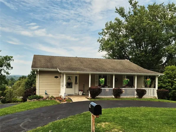 109 Charlotte Dr, Ligonier, PA 15658