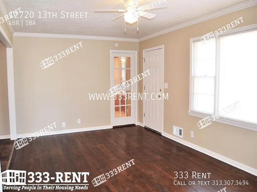 4 bed, 912 sqft, $1,795 — Photo 2