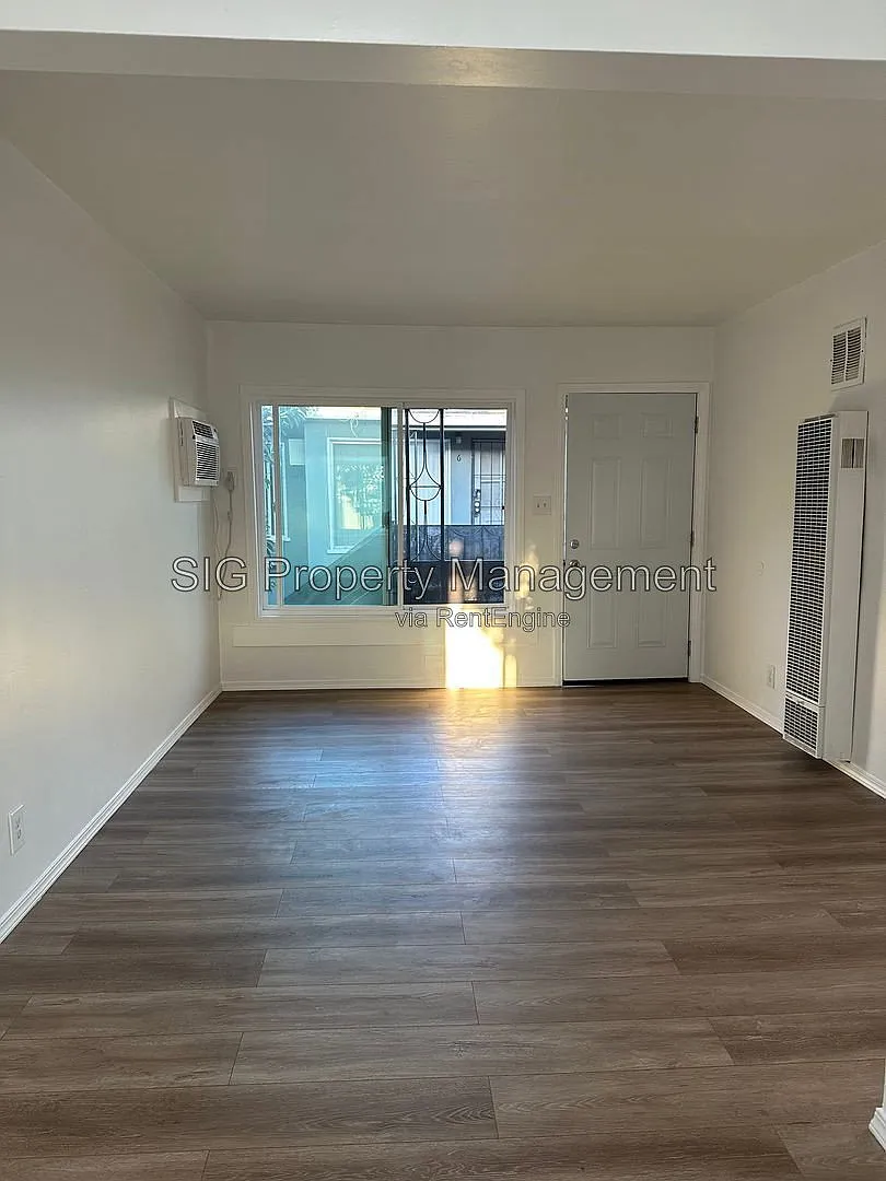 1 bed, 1.0 bath, $1,750 — Photo 3