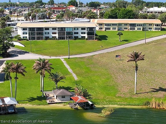 2nd image of 500 Lake Clay Dr S