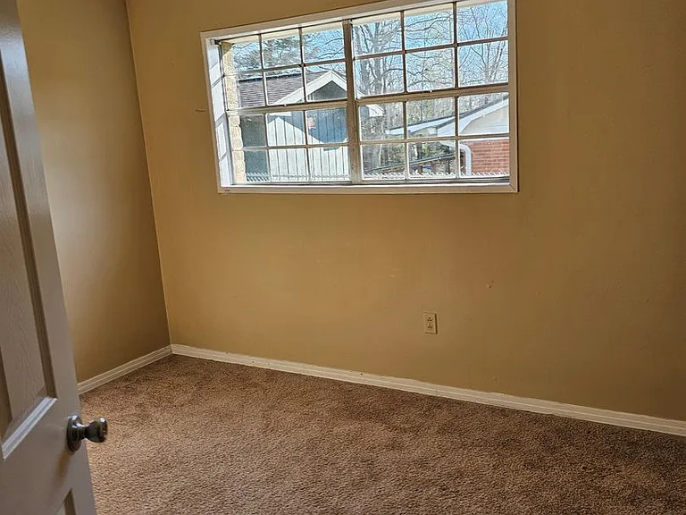 8984 Westwood Dr — Photo 5