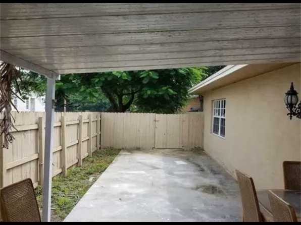 (undisclosed Address), Miami, FL 33142