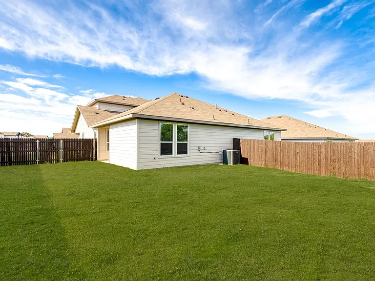 707 Staglin St #A — Photo 25