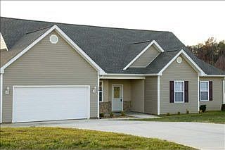 5th image of 260 Doris Ann Ct