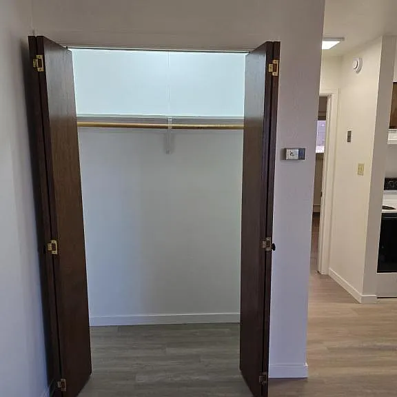 725 Macon Ave #4 — Photo 6