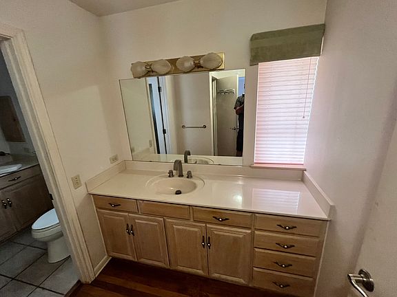 2nd image of 1010 Homeric Dr