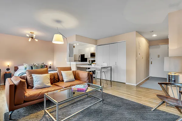 Rented by Compass | media 5