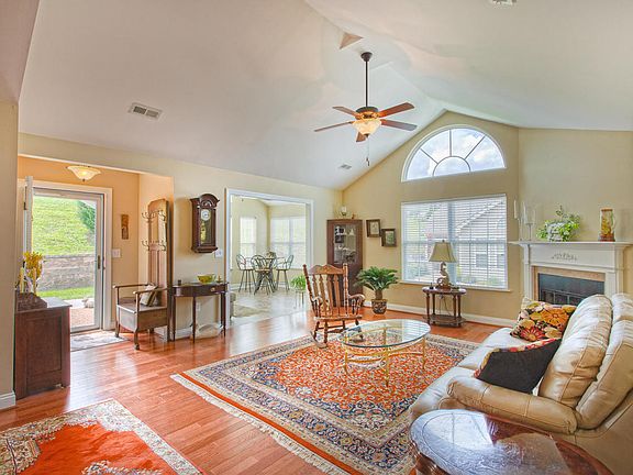 5th image of 5464 Orchard Villas Cir