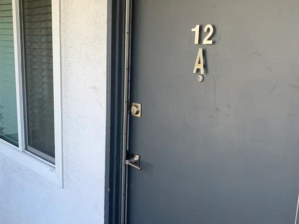 702 S St Andrews Pl #12A, Los Angeles, CA 90005