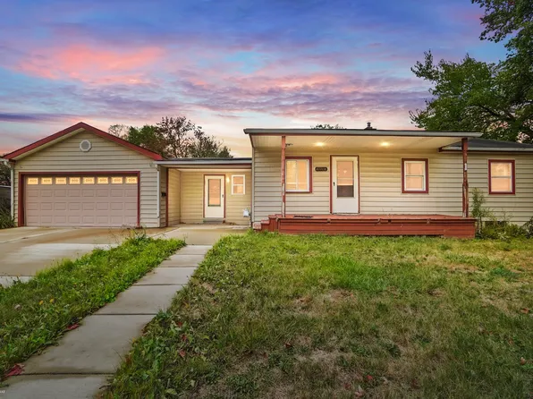 17108 Mulberry St, Riverview, MI 48193