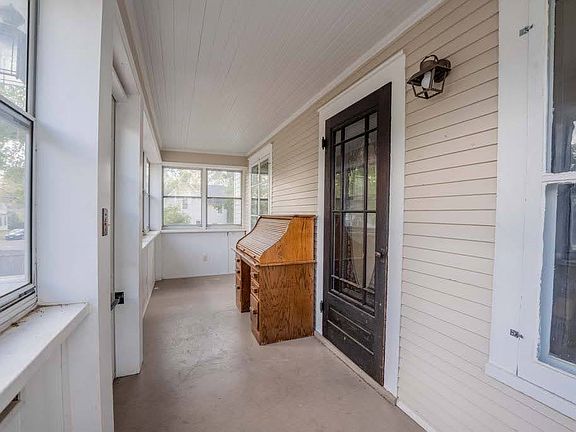 5th image of 1404 E Madison Street