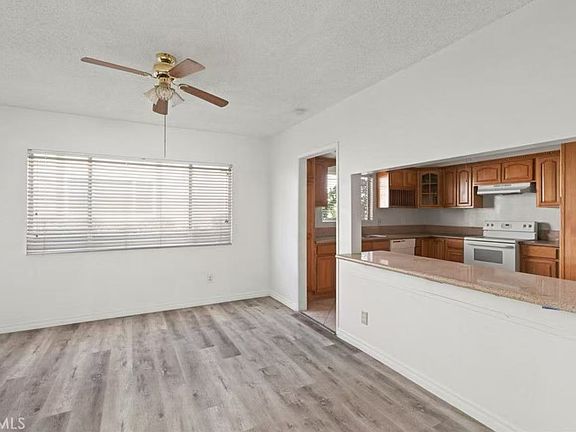 3rd image of 2018 Las Vegas Ave APT 9