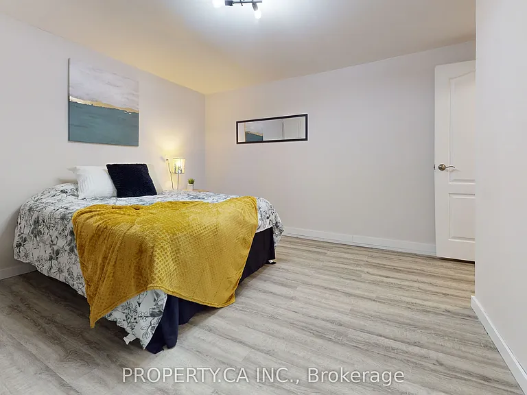 610 George St N #5 — Photo 14
