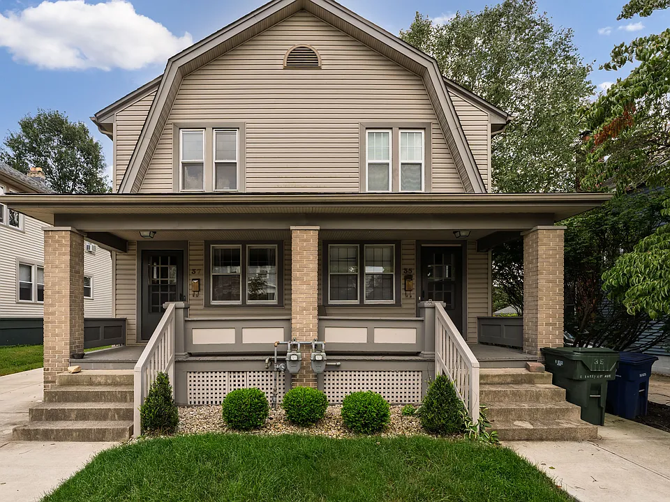37 E Lakeview Ave