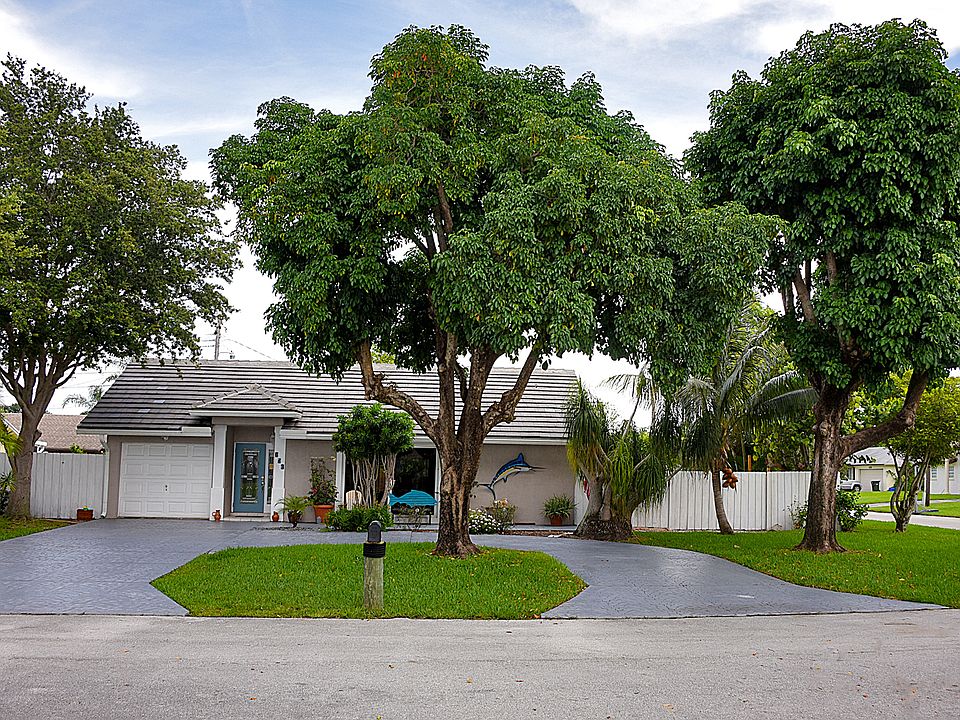 1st image of 613 Eagle Dr