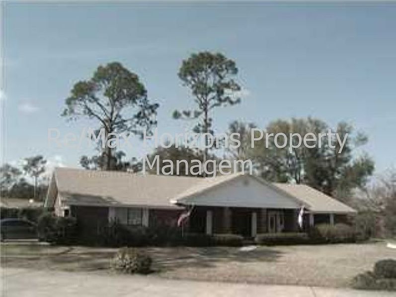 2nd image of 7230 Willowside Cir