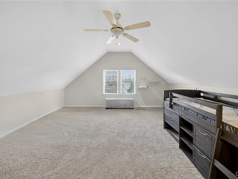 2340 Court St — Photo 21