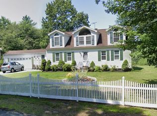 24 Lake St, Haverhill, MA 01832