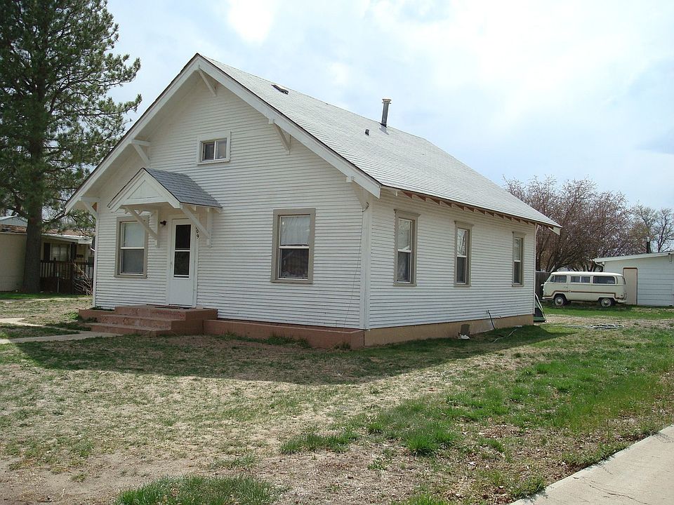 1st image of 209 N Iris Ave