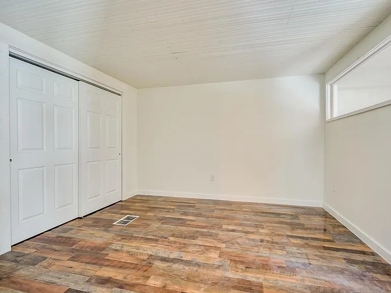 110 S Main St #103 — Photo 13