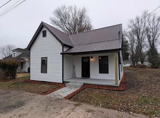 307 W Giltner St, Oaktown, IN