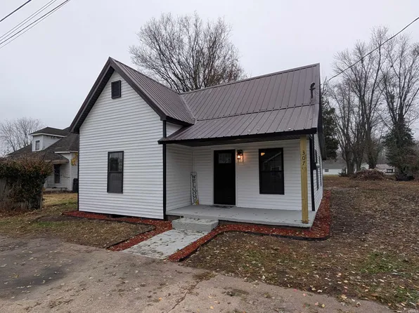 307 W Giltner St, Oaktown, IN 47561