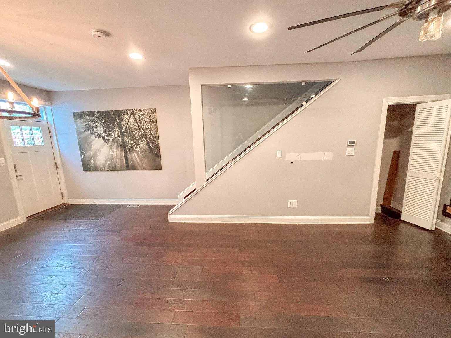 3 bed, 2.5 bath, 1698 sqft, $3,700 — Photo 2