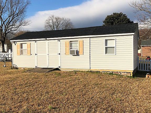 4th image of 8023 Sussex Rd