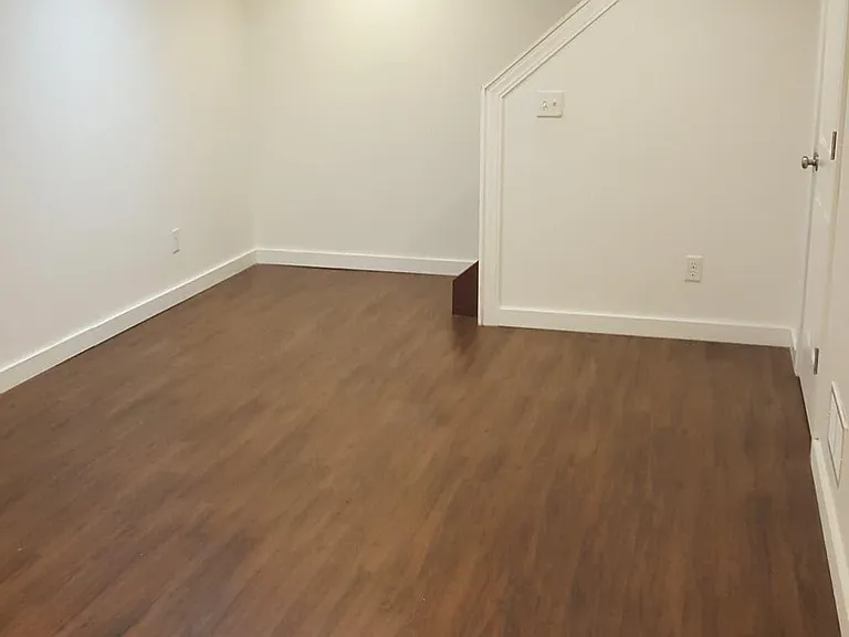 640 Elizabeth Ln #1 — Photo 10