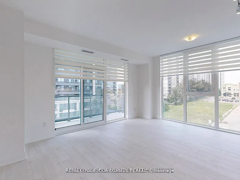 20 Gatineau Dr #402 — Photo 5