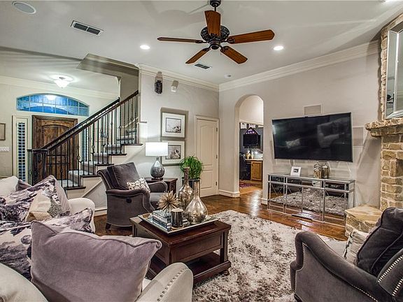 5th image of 11716 Northview Dr