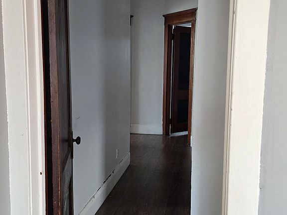 3rd image of 42 Virgil Ave Unit 2