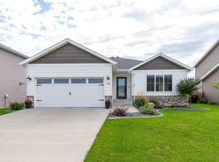 1001 Ashley Dr W, West Fargo, ND 58078