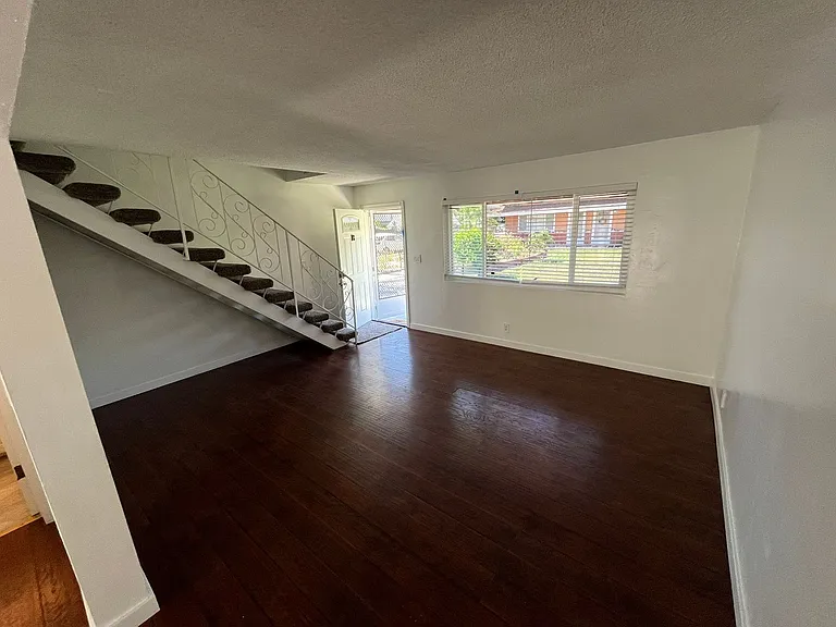 12082 Bailey St — Photo 2