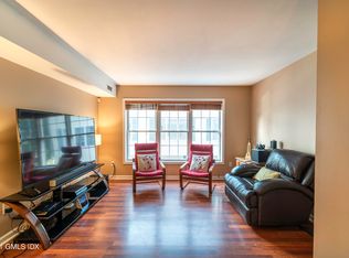 19 Lindale St APT F, Stamford, CT 06902