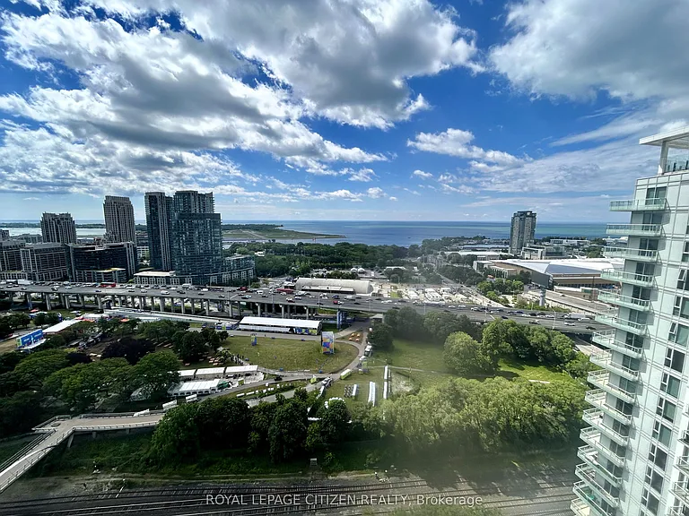 30 Ordnance St #2402 — Photo 37