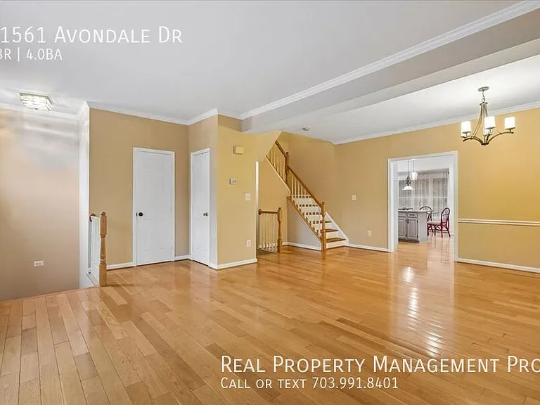 11561 Avondale Dr — Photo 7
