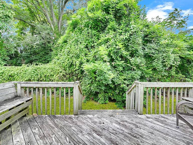 404 S Ash St — Photo 12