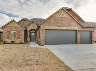 11720 SW 25th Ct, Yukon, OK 73099
