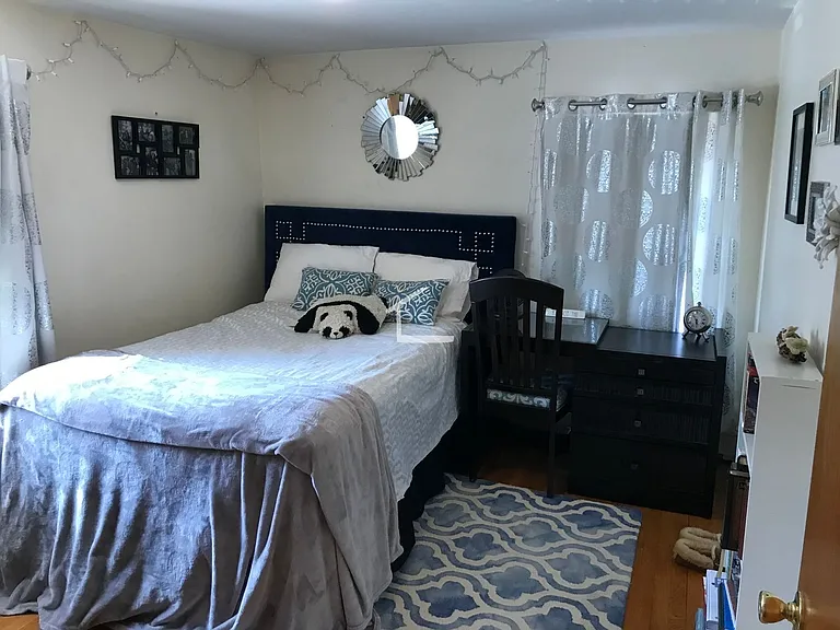 547 Washington St #2 — Photo 12